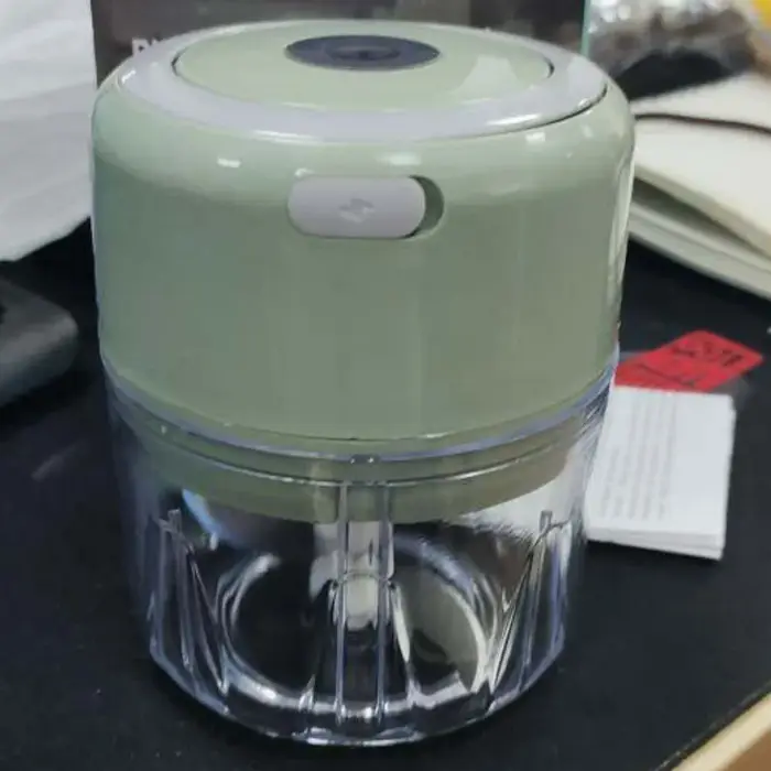 Mini hachoir à ail et à viande rechargeable