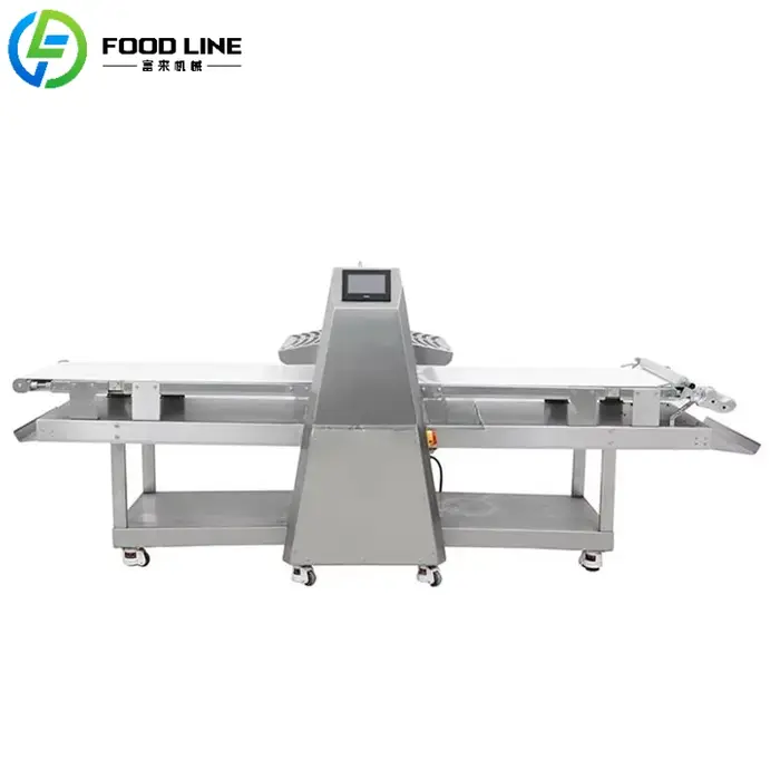 Machine de fabrication de pâtisserie feuilletée automatique personnalisée - Équipement en acier inoxydable pour un usage quotidien dans les hôtels/pâtisserie