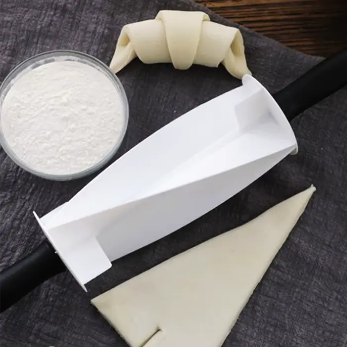 Coupe-Croissants en Plastique
