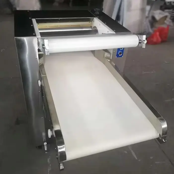 Machine à pétrir la pâte automatique