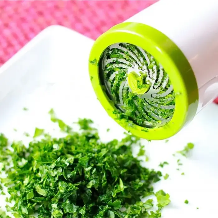 Broyeur manuel d'herbes et d'épices