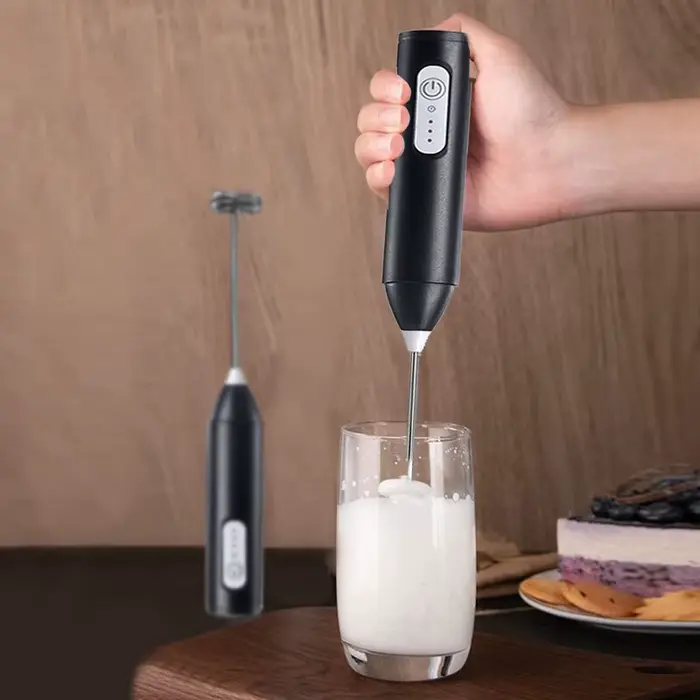 Mousseur à lait sans fil électrique type-c mélangeur à main en acier inoxydable Mini cafetière fouet
