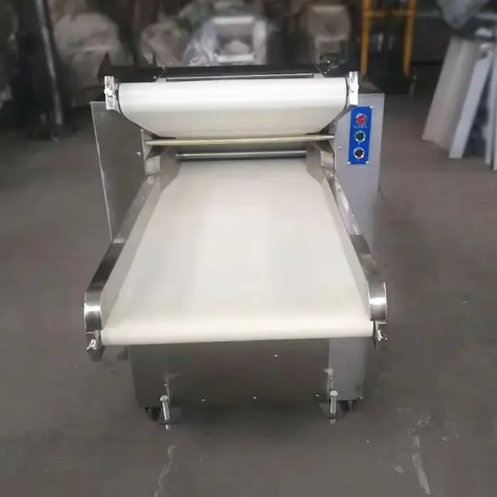 Machine à pétrir la pâte automatique