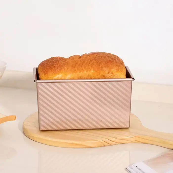 Poêle à pain Pullman antiadhésive avec couvercle