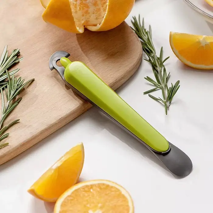 Outil de préparation de fruits tout-en-un conçu pour les citrons